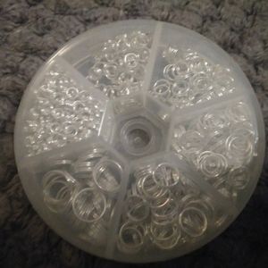 Jewellery making items